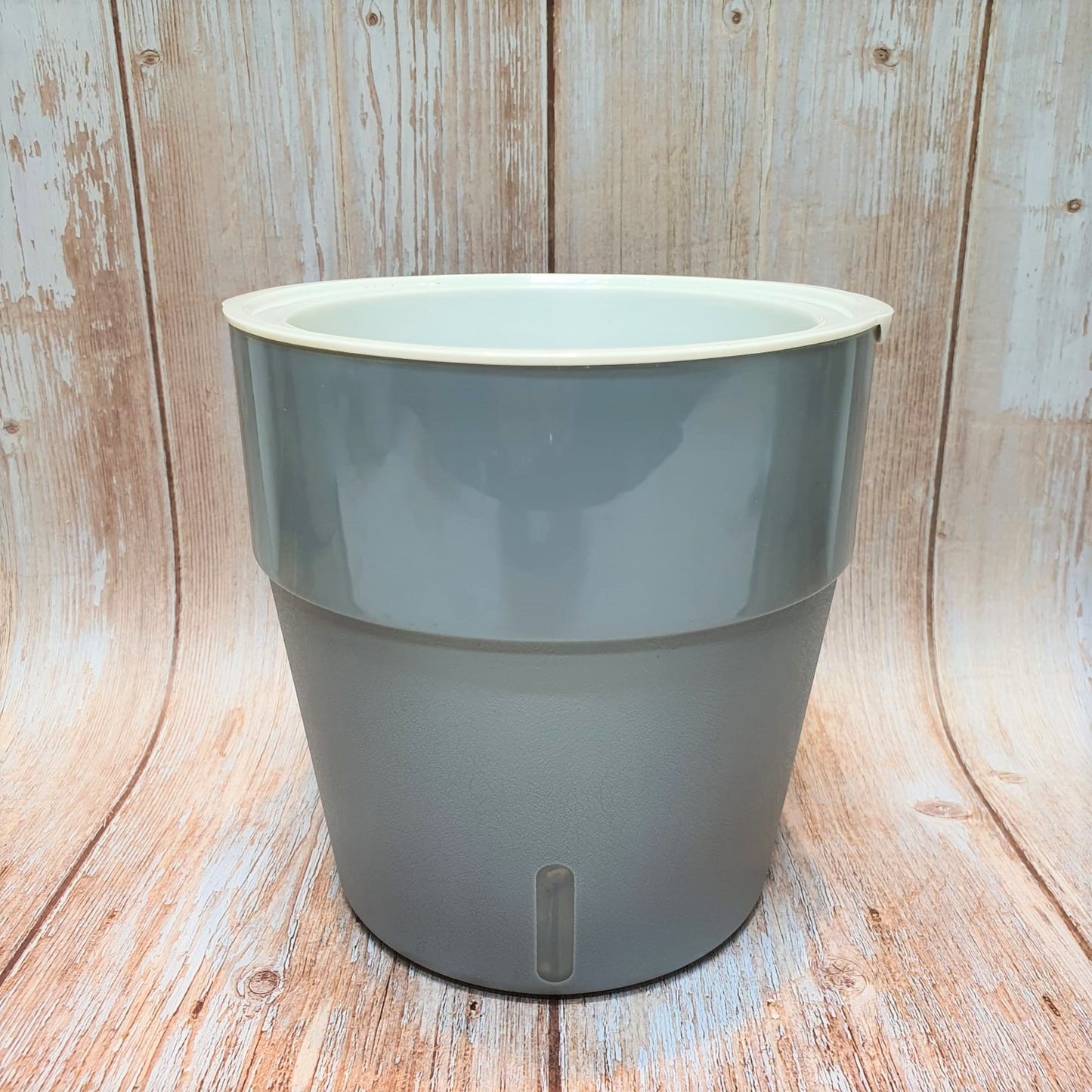 Round Self Watering Pots (in 4 Colours) - Pot only (PA2 Series)